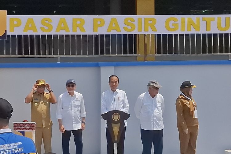 Pembangunan Pasar di Lampung Habiskan Rp 38 Miliar, Jokowi Minta Selalu Bersih