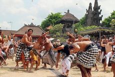 Sambut Ramadhan, Warga di Bangka Barat Gelar Perang Ketupat