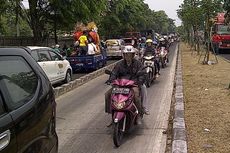 Jalan I Gusti Ngurah Rai Ditutup, Anak Sekolah Jalan Kaki