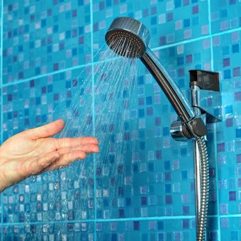 Ilustrasi shower, ilustrasi keran shower.