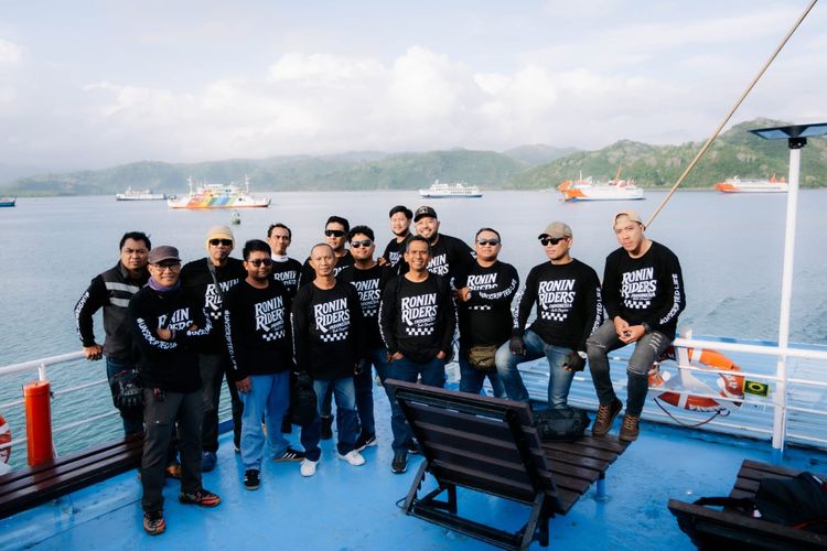 Touring TVS Ronin Bali-Lombok