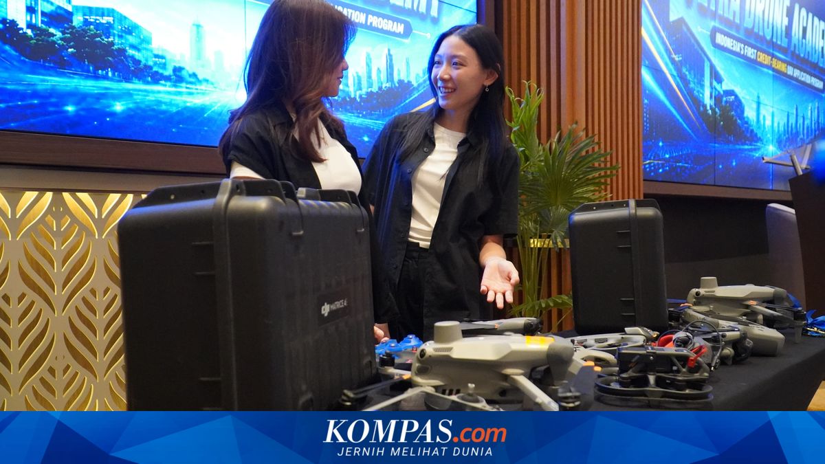 Terinspirasi Petani Terbang Pakai Drone, UK Petra Surabaya Hadirkan Pelatihan Bersertifikat
