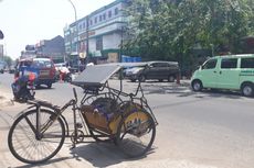 Tukang Becak Kota Bekasi Enggan 