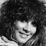 Lirik dan Chord Lagu Kind of Woman - Stevie Nicks