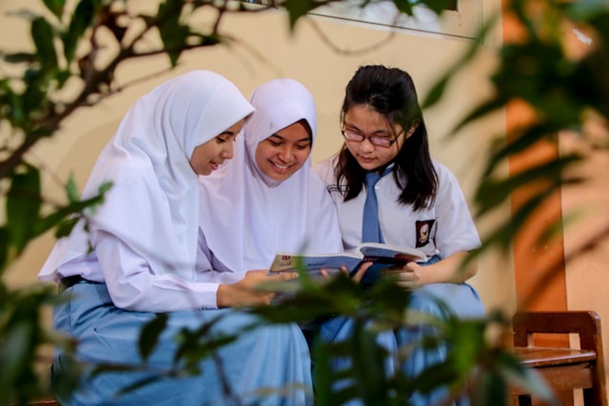Mendikdasmen Tegaskan Pembelajaran Jarak Jauh Dibatalkan Demi Kualitas Pendidikan