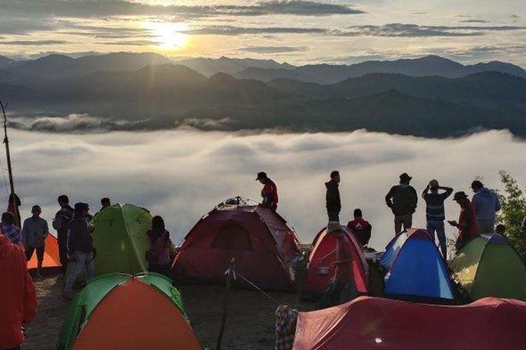 Negeri di Atas Awan di Sulawesi Barat.