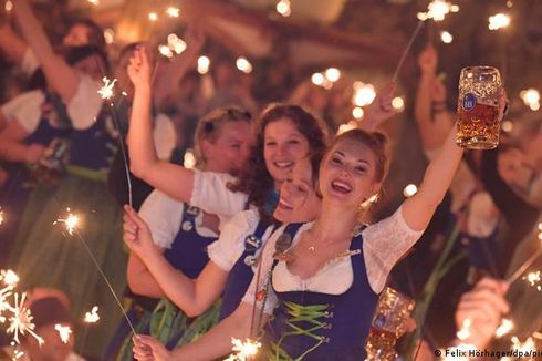 Pesta Bir Oktoberfest di Jerman Batal Lagi Tahun Ini