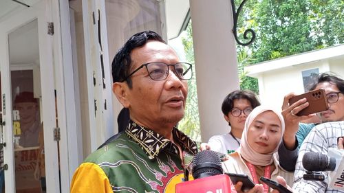 Curhat Mahfud MD Soal Bersiap Mundur dan Persaingan Tak Sehat...