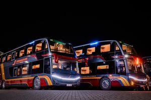 Adu Mewah Sleeper Bus Malang-Jakarta: Juragan99 Trans vs MTrans