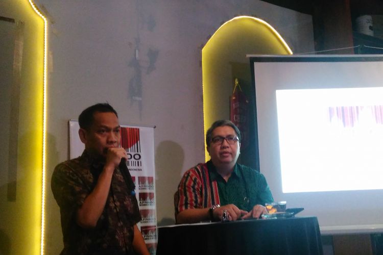 Konferensi Pers Aprindo terkait larangan double swipe atau gesek ganda kartu debit dan kredit di kasir di Kawasan Niaga Sudirman, Jakarta, Rabu (13/9/2017).