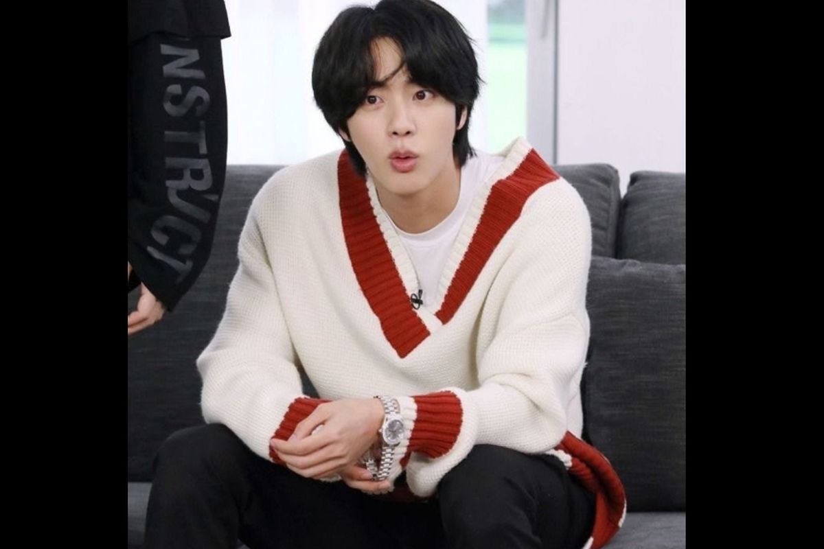 Jin BTS dalam acara Run BTS.