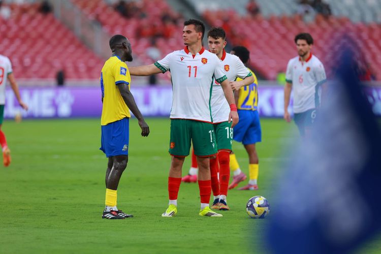 Pemain Timnas Bulgaria Iliev Nikola beraksi pada laga FIFA Series 2026 antara Kepulauan Solomon vs Bulgaria di Stadion Gelora Bung Karno, Jakarta, Jumat (27/3/2026).