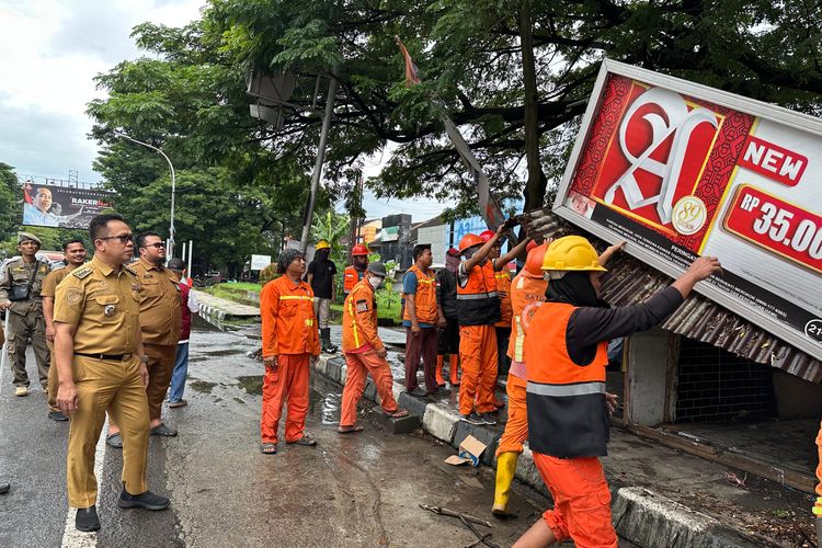 Bukan Menggusur, Wali Kota Makassar Tata PKL dengan Skema Relokasi