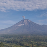 Minggu Pagi, Semeru Meletus dan Keluarkan Kolom Abu Setinggi 1.200 Meter