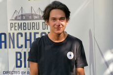 Film Pemburu di Manchester Biru Bikin Impian Adipati Dolken Jadi Nyata