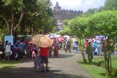 Ada Cerita Wisatawan Tak Bisa Tidur karena Bawa Pulang Sarung Borobudur