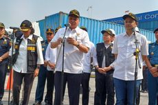 Jokowi Minta Bea Cukai dan Petugas Pelabuhan Kerja 24 Jam Pastikan Arus Keluar 17.304 Kontainer Lancar