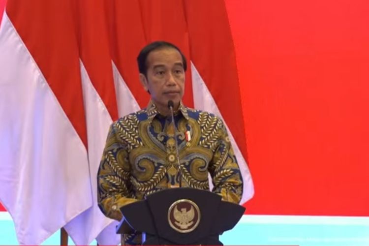 Indonesia's President Joko Widodo delivers a speech during an event on Thursday, April 14, 2022. 