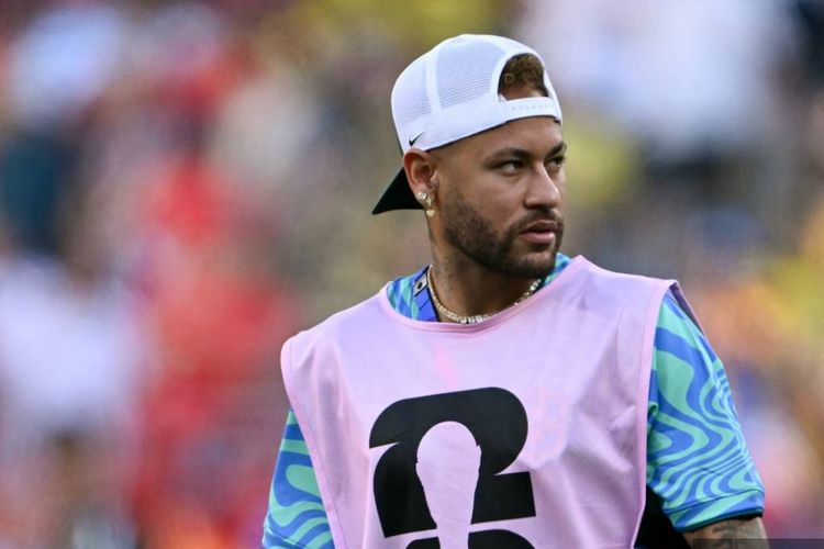 Neymar Menyapa di Brasil Vs Maroko, Peluk Romario