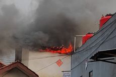 Rumah di Cipayung Terbakar, 6 Mobil Pemadam Dikerahkan