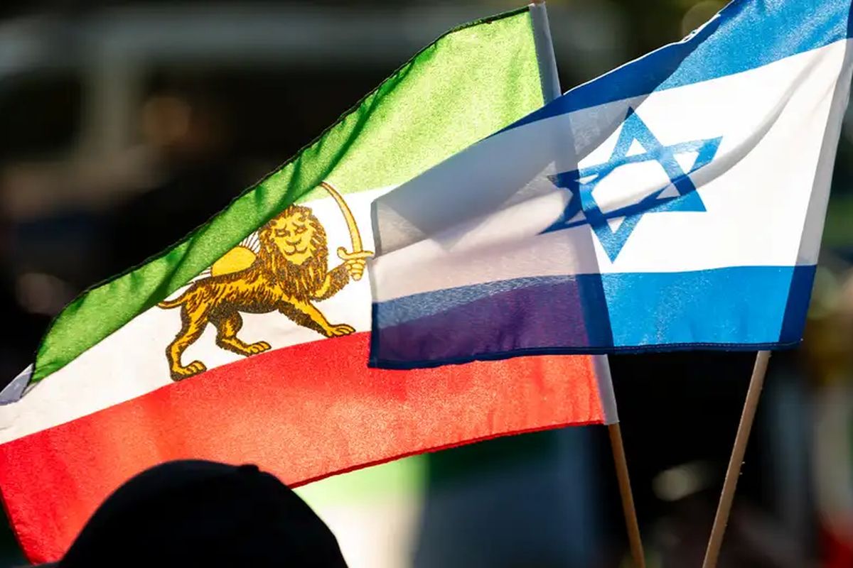 Presiden Amerika Serikat, Donald Trump, membantah adanya keterlibatan Amerika Serikat dalam serangan terbaru Israel terhadap Iran.