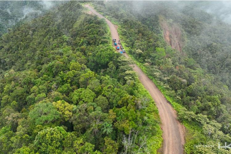 Konsorsium PT Hutama Karya (Persero) dan PT Hutama Karya Infrastruktur (HKI) ditunjuk sebagai pemenang lelang pembangunan Jalan Trans Papua ruas Jayapura-Wamena segmen Mamberamo-Elelim di Provinsi Papua Pegunungan.