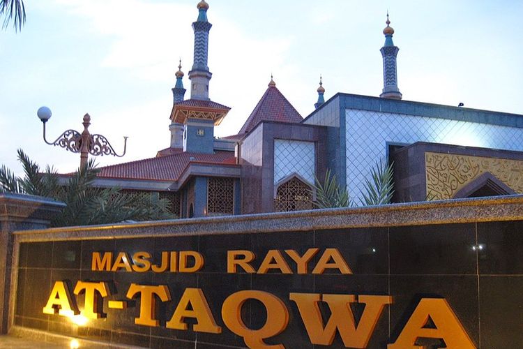 Masjid Raya At Taqwa Cirebon