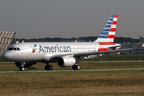 Mabuk, Penumpang American Airlines Pipis di Atas Koper