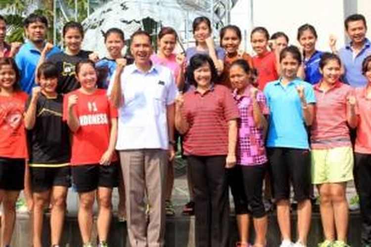 Tim bayangan Piala Uber dan ketua umum PP PBSI, Gita Wirjawan