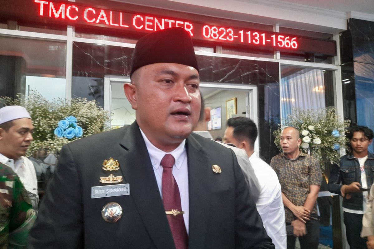 Bupati Bogor Rudy Susmanto saat ditemui usai peresmian Pos Polisi dan Jalan Hoegeng di Simpang Gadog, Ciawi, Kabupaten Bogor, Jawa Barat, Selasa (17/6/2025).