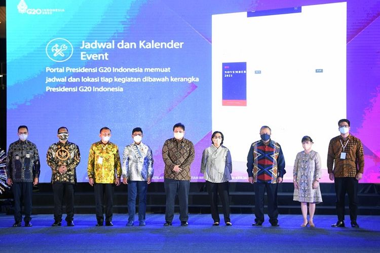 Acara G20 Indonesia Presidency 2022 Opening Ceremony Recover Together, Recover Stronger yang digelar hibrida dari Lapangan Banteng, Jakarta Pusat, Rabu (01/12/2021).
