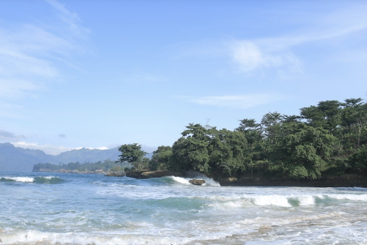 Pantai Coro, Tulungagung