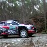 Duo Gelael Jajal Lintasan Danau Toba Rally 2021