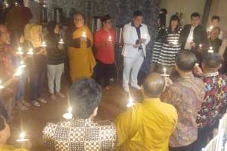 Doa bersama lintas agama di Surabaya, Sabtu (17/12/2016)