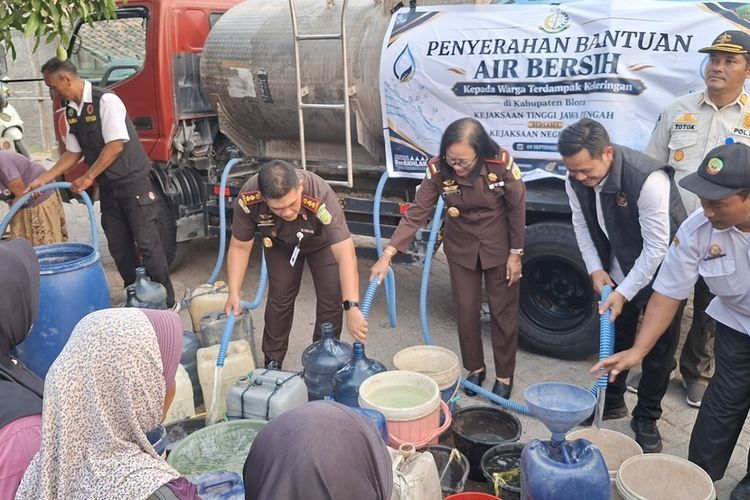 Sumur Bor Keluar Air Asin, Warga Blora Tekor Rp 600 Ribu Per Bulan demi Air Bersih