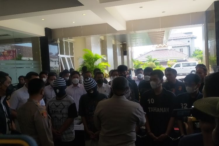 Para tersangka yang melakukan pembacokan di Kota Semarang, Jawa Tengah. Rabu (10/8/2022)