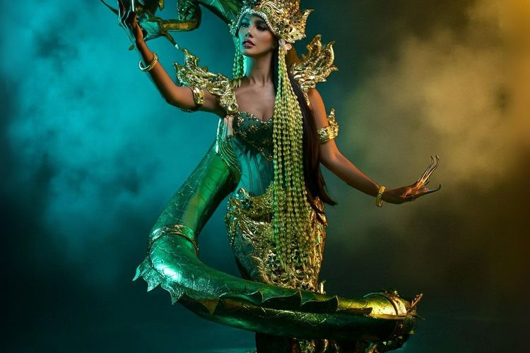 Vina Anggi Sitorus tampil memukau dengan kostum bertema Nyi Roro Kidul di Miss Grand International 2025. Ini detailnya.
