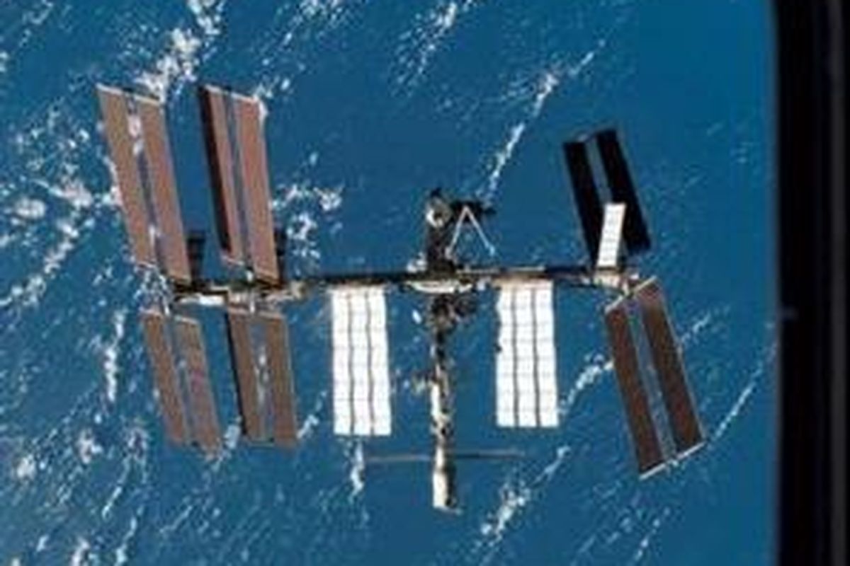 Foto terakhir kondisi stasiun antariksa internasional atau ISS (International Space Station) yang dirilis NASA pada Maret 2008.