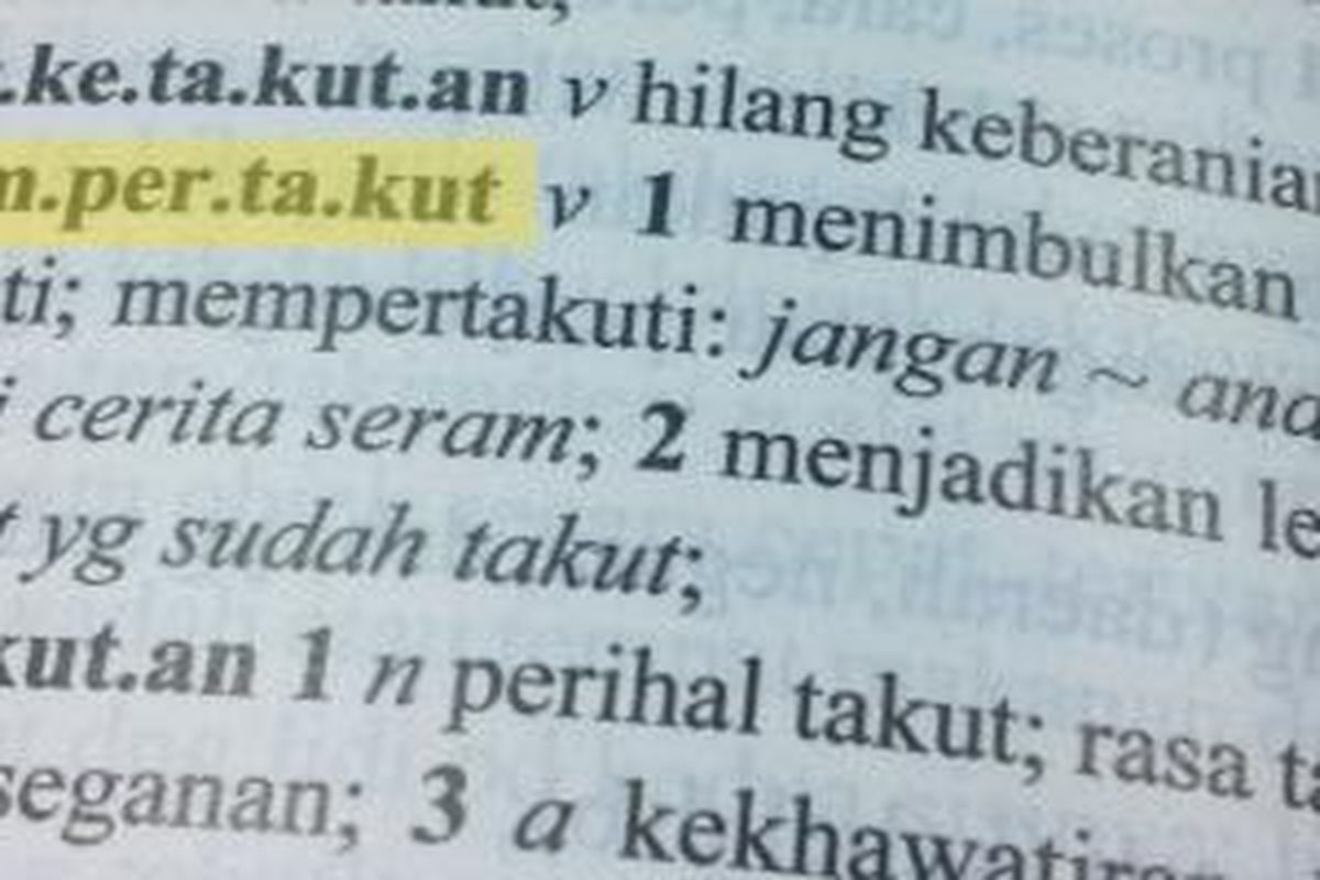 Kata mempertakut tercantum dalam Kamus Besar Bahasa Indonesia.