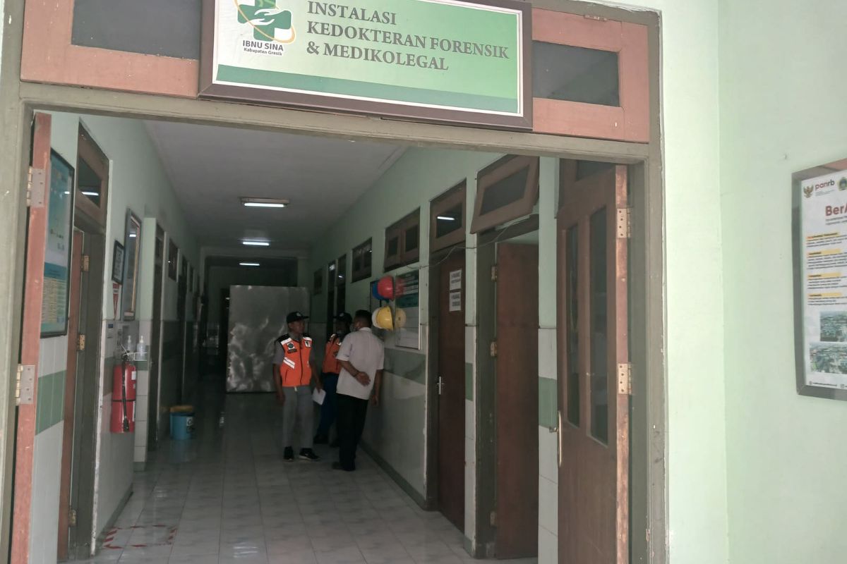Suasana di ruang pemulasaran jenazah Rumah Sakit Umum Daerah (RSUD) Ibnu Sina Gresik, Jawa Timur, Sabtu (6/7/2024).