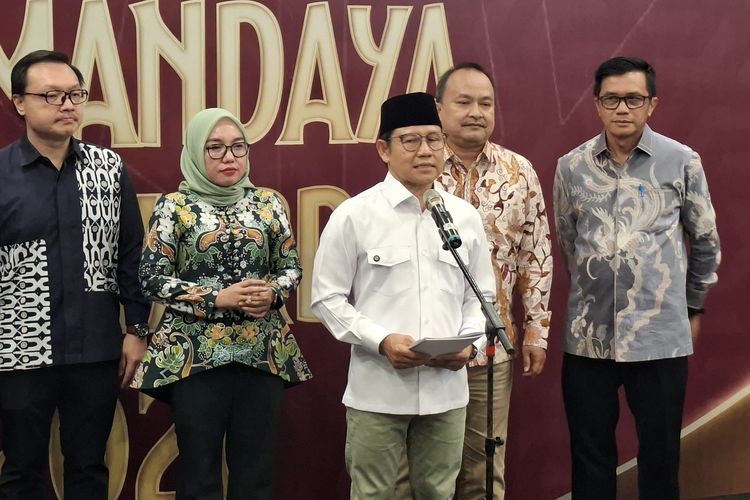 Cak Imin Kaget Lihat Perubahan Anak-anak di Sekolah Rakyat