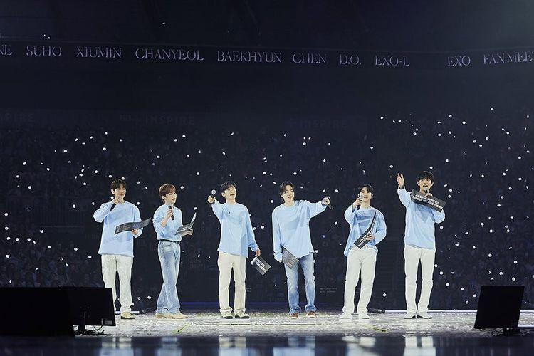 Fanmeeting EXO rayakan debut ke-12
