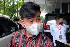 Beda dengan Jokowi, Gibran Minta Masyarakat Jangan Buru-buru Lepas Masker