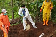 Jenazah Ditolak Warga, Bupati Banyumas Pimpin Pemindahan Makam Pasien Positif Covid-19