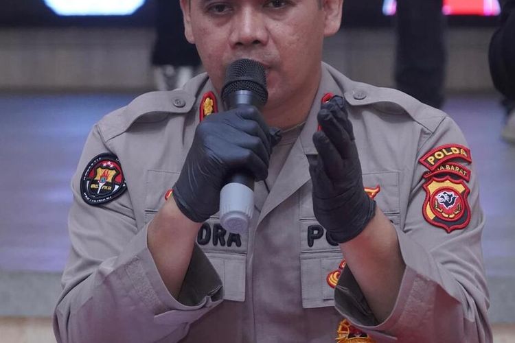 Kabid Humas Polda Jabar Kombes Hendra Rochmawan