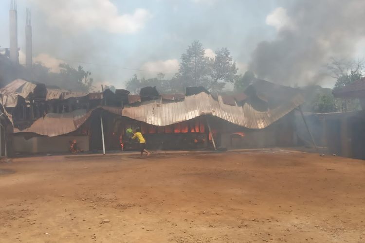 Kebakaran terjadi di Ponpes Darul Amanah Kecamatan Jambu Kabupaten Semarang