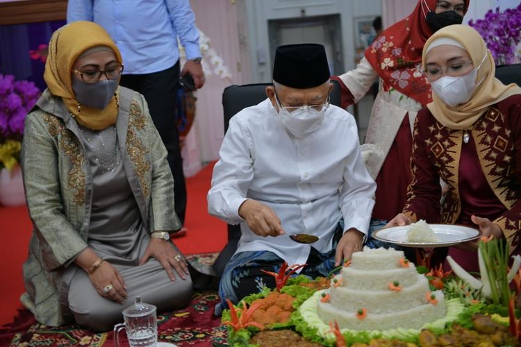 Wakil Presiden RI Ma'ruf Amin merayakan ulang tahun ke-78 , Kamis (11/3/2021).