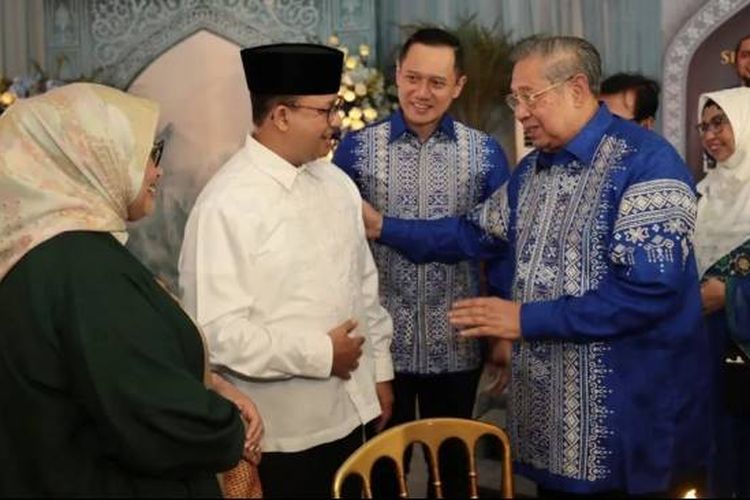 Anies Baswedan bertemu dengan Susilo Bambang Yudhoyono dan Agus Harimurti Yudhoyono di Lebaran hari pertama, Sabtu (22/4/2023). Anies mendapatkan berbagai wejangan dari SBY.