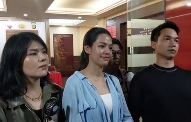Saat Artis Susan Sameh Gagal Nonton Coldplay karena Ditipu Teman ...