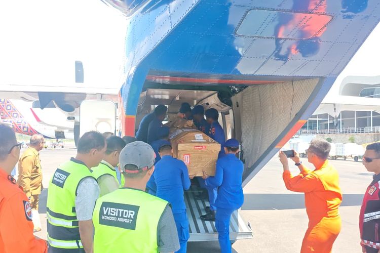 Jenazah Korban KKB Papua Diterbangkan dengan Pesawat Polri dari Labuan Bajo